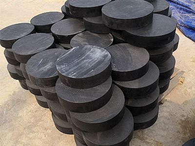 柳城县板式橡胶支座由若干层橡胶片与薄钢板经加压硫化